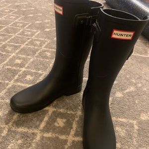 HUNTER SHORT REFINED BACK STRAP RAIN BOOTS